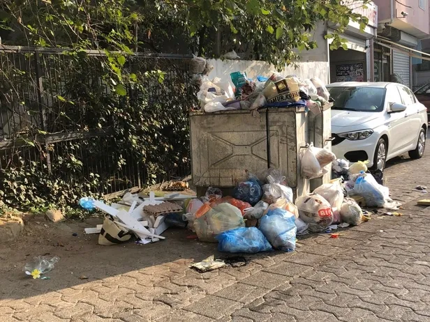 CHP'li belediyelerde skandallar bitmiyor! Maltepe'den sonra Ataşehir'de de çöp dağları!-3