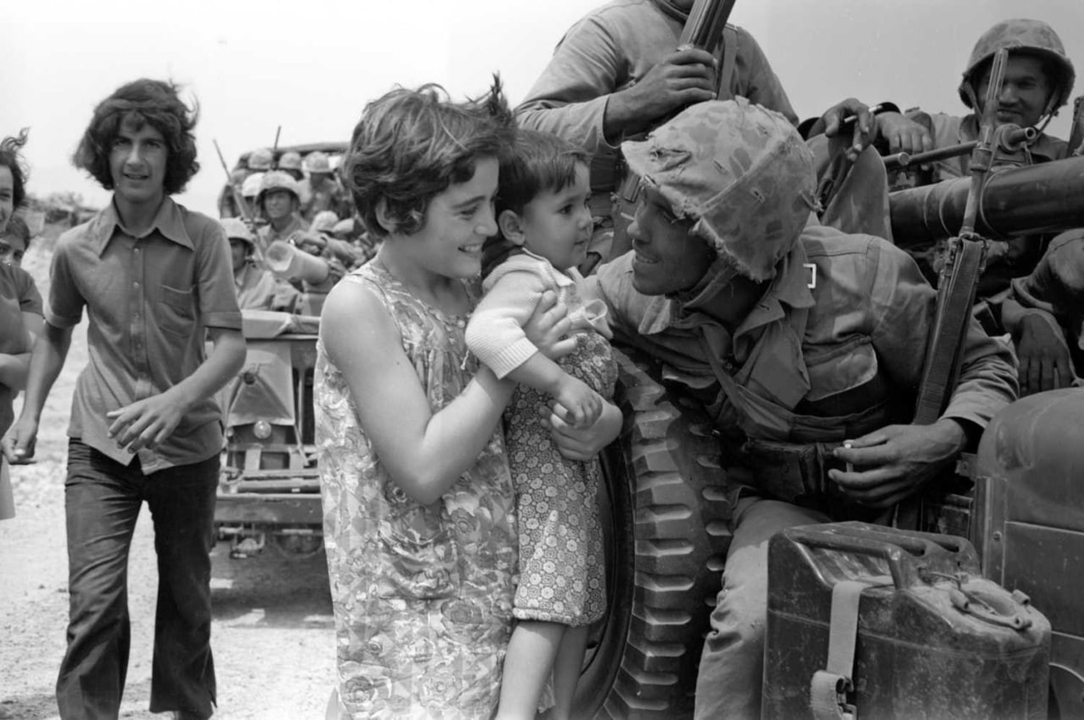 kossifos-kibrista-ikinci-bir-israil-olusabilir-1789376576150.jpeg Güney Kıbrıs'ta 'ikinci bir İsrail' uyarısı! Rum tarihçi Kossifos'tan diplomasi çağrısı: Türkiye ile iyi ilişki, Kıbrıslı Türklerle yakınlaşma önerisi-10