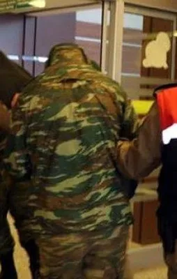 Sınırda yakalanan Yunan askerlerin üzerinden ne çıktı?