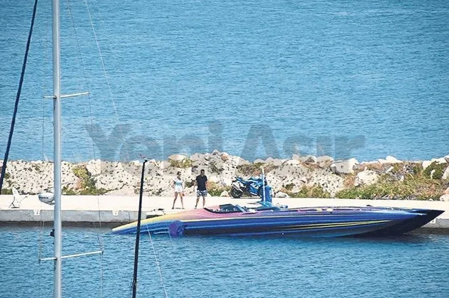 Acun Ilıcalı, kendisinden tam 30 yaş küçük sevgilisi  Çağla Ayça Altunkaya ile yakalandı
