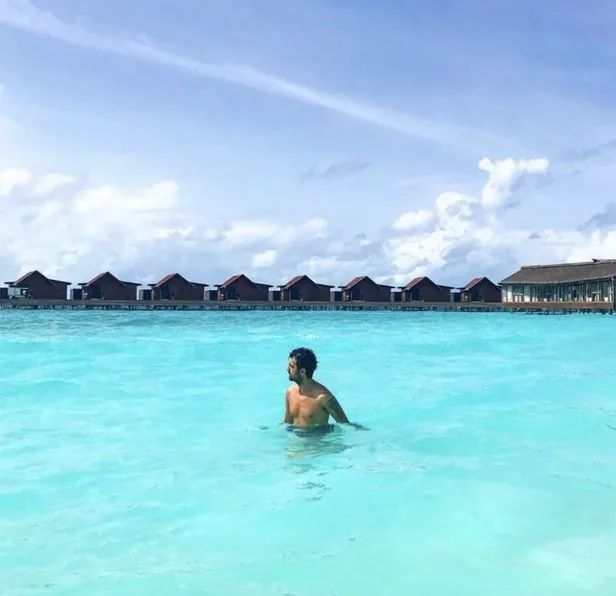 diyarbakir-annelerinin-evlatlari-icin-yaptigi-eylem-devam-ederken-hdpli-pervin-buldanin-cocuklari-gununu-gun-ediyor-1599330784506.jpeg 'Diyarbakır Anneleri'nin evlatları için yaptığı eylem devam ederken HDP'li Pervin Buldan'ın çocukları gününü gün ediyor!-2