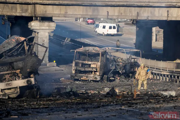 Kan donduran görüntüler! Gün ağarınca cesetler göründü! Rusya-Ukrayna savaşında dehşet veren kareler... - 45