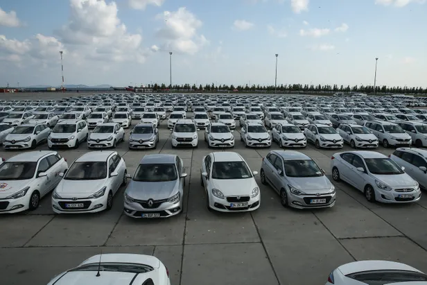 Euronews ve Halk TV'den inanılmaz Yenikapı yalanı! 'Kapıkule Sınır Kapısı'ndaki araç kuyruğu' fotoğrafını 'Yenikapı' fotoğrafı diye verdiler-6