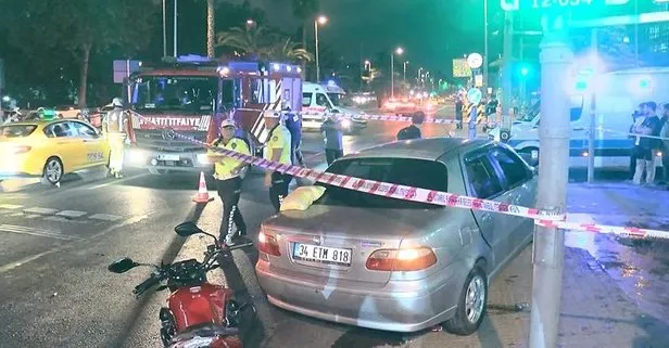 İstanbul Fatih’te zincirleme trafik kazası! İki otomobil bir motosiklet çarpıştı: 1’i ağır 2 yaralı