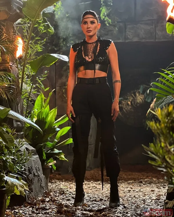 Survivor Sahra Işık ile Seda Aktuğlu arasında ipler gerildi! Kocasıyla özel mesajlarını ifşa etti! “Milletin kucağına atlıyor...” - 16