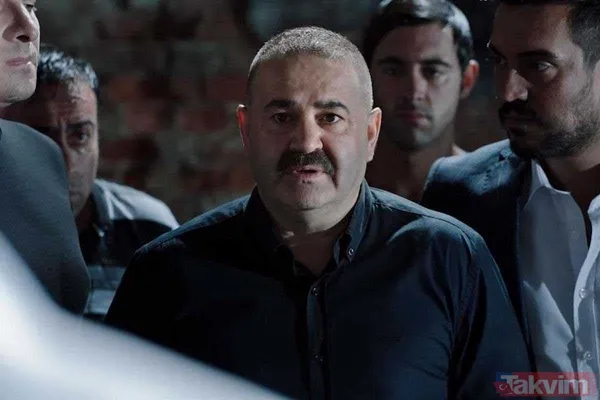 Şafak Sezer Ayşe Barım'ı işaret etti! “Tekelleşme” çarkına tepki: “Onların suyu ısındı yakında hepsini ortaya çıkaracaklar” - 2