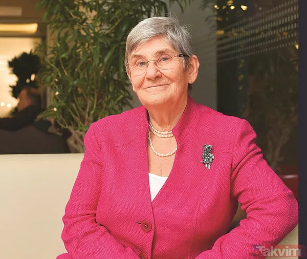 Çorbadan Sonra Bir Süre Yemeyelim. Daha Sonra O Akşam Ne Yapıldıysa Yenebilir. Sahura Kadar Bol Bol Su İçelim." İfadelerini Kullandı.