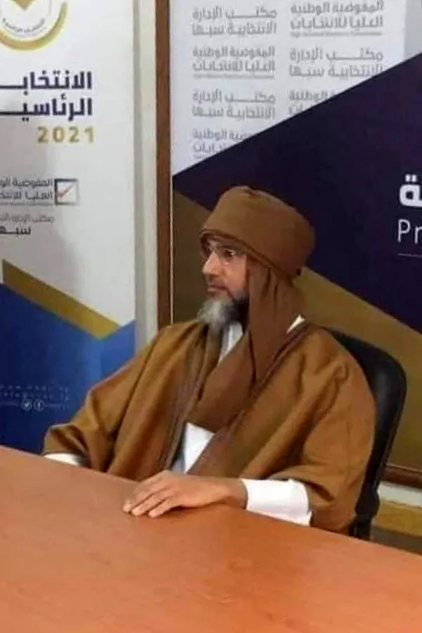 son-dakika-kaddafinin-oglu-seyfulislam-libyadaki-secimler-icin-adaylik-basvurusu-yapti-1636887176711.jpg