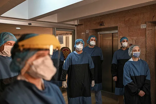 Son dakika: Bilim Kurulu Üyesi Prof. Dr. Ateş Kara açıkladı: İkinci defa hastalanma olasılığı çok düşük-2