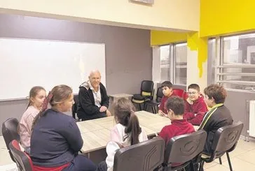 Bize yabancı diil