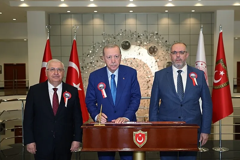 baskan-erdogandan-milli-guvenlik-mesaji-turkiyenin-guvenligini-kimseye-emanet-edemeyiz-1783693741278.jpeg Başkan Erdoğan'dan "milli güvenlik" mesajı: Türkiye'nin güvenliğini kimseye emanet edemeyiz-4