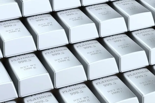 Platin dört ay sonra 1,000 doları aştı