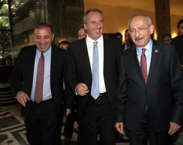 CHP'de koltuk kavgası alevlendi! Ekrem İmamoğlu kurultay istedi, Kemal Kılıçdaroğlu rest çekti: MYK'ya ince ayar-29