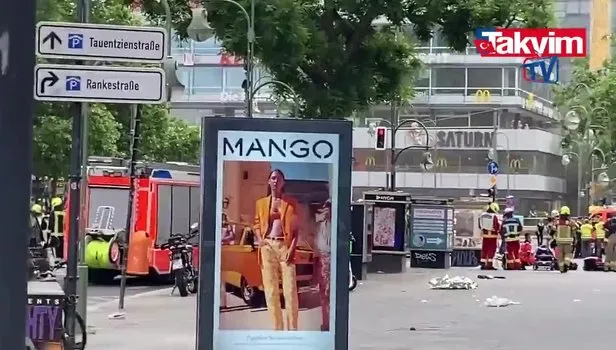 Almanya'nın başkenti Berlin'de araç kalabalığın arasına daldı! Ölü ve yaralılar var! Kaza mı? Saldırı mı?