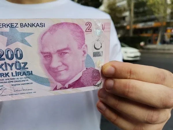 5-tl-deyip-gecenler-pisman-oldu-farkinda-olmadan-cebinizde-tasiyor-olabilirsiniz-elinizde-varsa-1602956999087.jpg Sahte gibi gözükse de aslında servet değerinde! 5-10-20-50-100 TL banknotlarda dikkat çeken detay! Hemen kontrol edin!-8