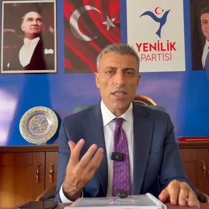 Eski CHP’lilerde tabela kavgası: Yeni Parti-Yenilik Partisi geriliminde Öztürk Yılmaz kurulları toplayacak