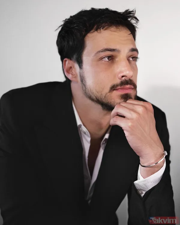 Tesadüf mü yoksa aşk haberi mi! Mert Yazıcıoğlu ve M Lisa aynı arka plandan paylaşım yaptı - 12