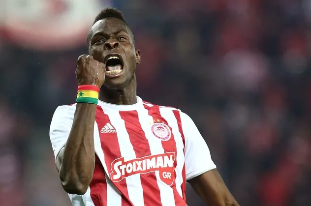 Özel Haber I Fenerbahçe Senegalli stoper 1.97'lik Pape Cisse'yi mercek altına aldı! Pape Cisse Kimdir?