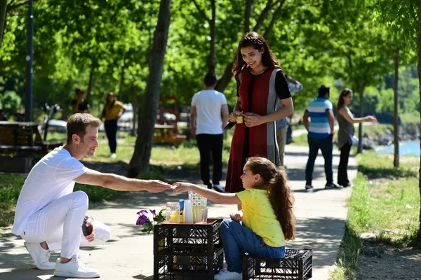 Canevim oyuncu kadrosunda iki yeni isim! Simla ve Yener rollerini hangi oyuncular canlandıracak?-4