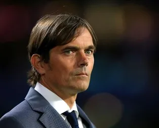 Phillip Cocu imzaya kaldı