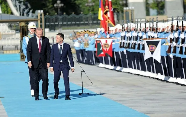 Ukrayna Devlet Başkanı Zelenskiy Ankara'da | Başkan Erdoğan resmi törenle karşıladı-5