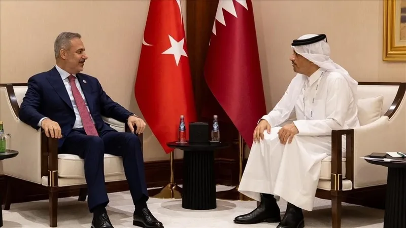 katar-ile-gazze-diplomasisi-bakan-fidan-katarli-mevkidasi-al-sani-ile-gorustu-1765811680747.jpeg