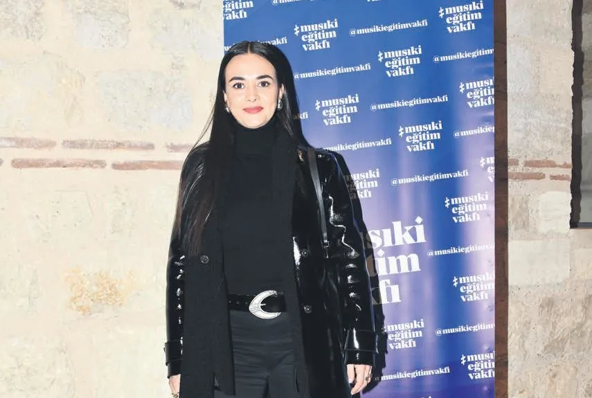 Espriler havada uçuştu