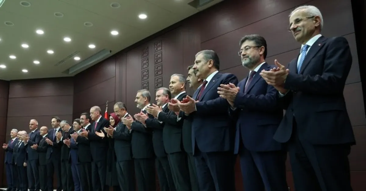Yunan medyasında gündem yeni Kabine! Yaşar Güler ve Hakan Fidan’ı mercek altına aldılar