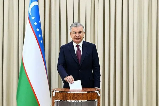 ozbekistanda-kesin-olmayan-sonuclarina-sevket-mirziyoyev-yeniden-cumhurbaskani-1688972957610.jpeg Özbekistan'da kesin olmayan sonuçlarına Şevket Mirziyoyev yeniden cumhurbaşkanı!-3