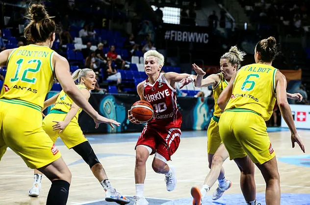 A Milli Kadın Basketbol Takımı Avustralya'ya mağlup oldu
