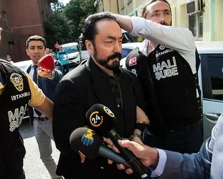 Elebaşı Adnan Oktar, Fethullah Gülene ve darbeye methiyeler dizmiş!