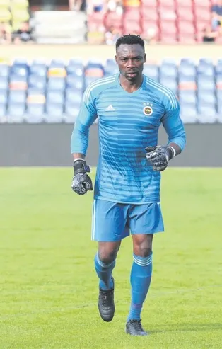 Carlos Kameni sezonu Fener’de bitirecek