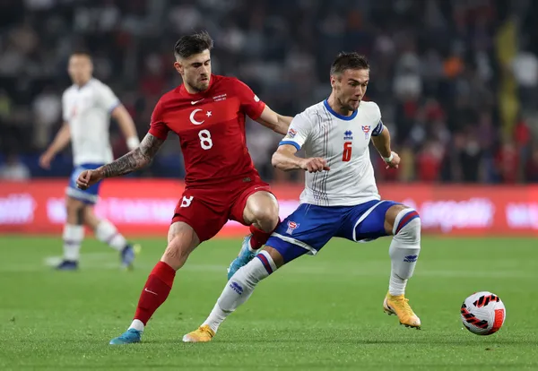 dorukhan-tokoz-icin-surpriz-iddia-real-betis-gundemine-aldi-1654941430373.jpg Dorukhan Toköz için sürpriz iddia! Real Betis gündemine aldı-7