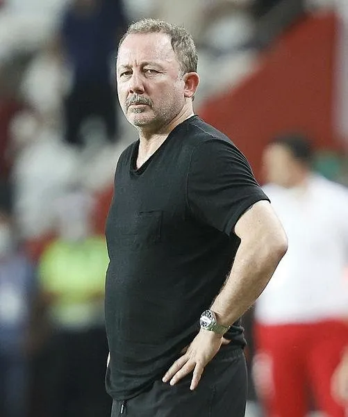 besiktas-teknik-direktoru-sergen-yalcindan-galatasaray-derbisi-oncesi-flas-aciklamalar-1635179860743.jpeg Beşiktaş Teknik Direktörü Sergen Yalçın'dan Galatasaray derbisi öncesi flaş açıklamalar-4