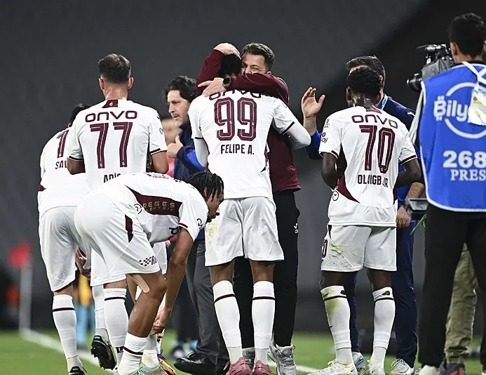 11 kez çerçeveyi buldu