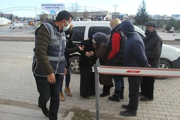 Evde örümcek gördüğü için kendisini ve 3 çocuğunu sıra dayağına çeken kocasını bıçaklayarak öldürdü-4