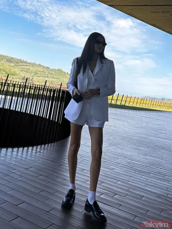 Hande Erçel o soruyu duydu inanamadı "Bu nasıl bir soru! Allah aşkına soruya bak!" Serenay Sarıkaya ve Afra Saraçoğlu'nu duyunca... - 22