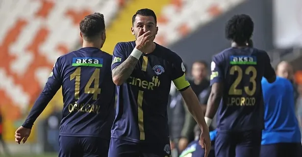 Kasımpaşa 3 puanı 3 golle aldı