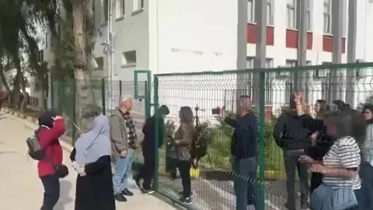 Bakanlar Kurulu tüzüğü onayladı: KKTC’de öğrenciler başörtüsü ile derse girebilecek