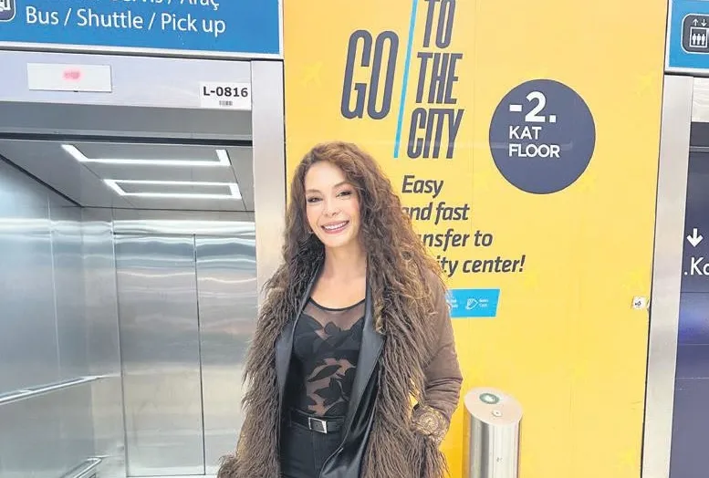 Şahin Atina’ya kondu