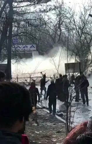 Yunanistan'dan göçmenlere sert müdahale! TOMA ve gaz bombasıyla...