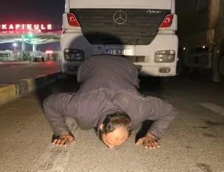 Türkiye’ye geldi, toprağı öptü! Savaş mağduru tır şoförü: Allah’tan başka bir şey istemem