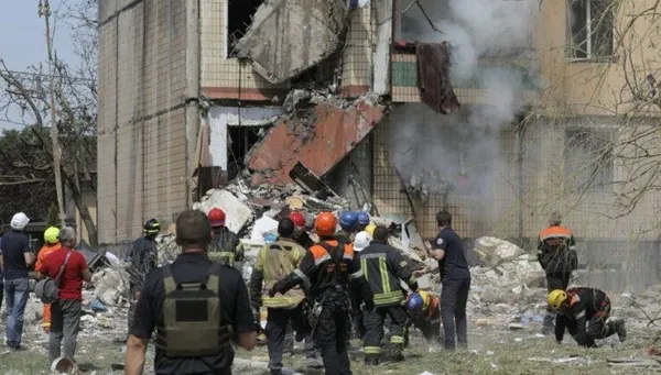 rusyadan-ukraynaya-fuze-saldirisi-6-olu-75-yarali-1690830622612.jpeg Rusya'dan Ukrayna'ya füze saldırısı: Ölü ve yaralılar var-2