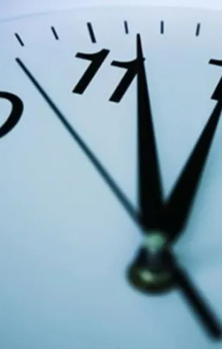 Türkiye’de saat kaç İstanbul, İzmir saatler geri alındı mı? Şu an saat kaç kış saati uygulaması başladı mı?