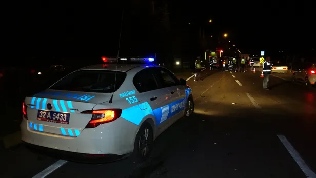 Isparta'da feci kaza! Ortalık savaş alanına döndü-2
