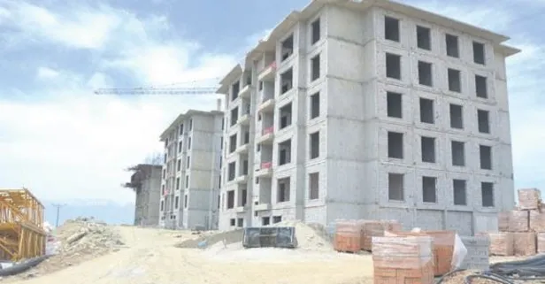 Çevre Şehircilik ve İklim Değişikliği Bakanı Mehmet Özhaseki: Deprem konutları hızlıca teslim edilecek!