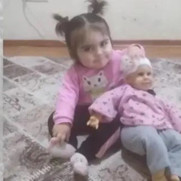 Minik bedeni dondurucuda bulunmuştu!