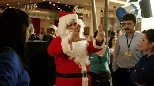 Neşeli Hayat filminin konusu nedir? Neşeli Hayat oyuncuları kimler?-3