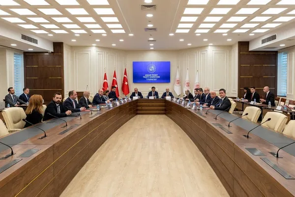2023 asgari ücret zammı için gözler işçi ve işveren temsilcilerinde! Peki ne kadar olacak? İkinci toplantı 19 Haziran'da-21