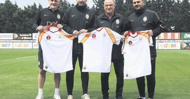Galatasaray UEFA zaferinin 19. yıl dönümünü kutladı